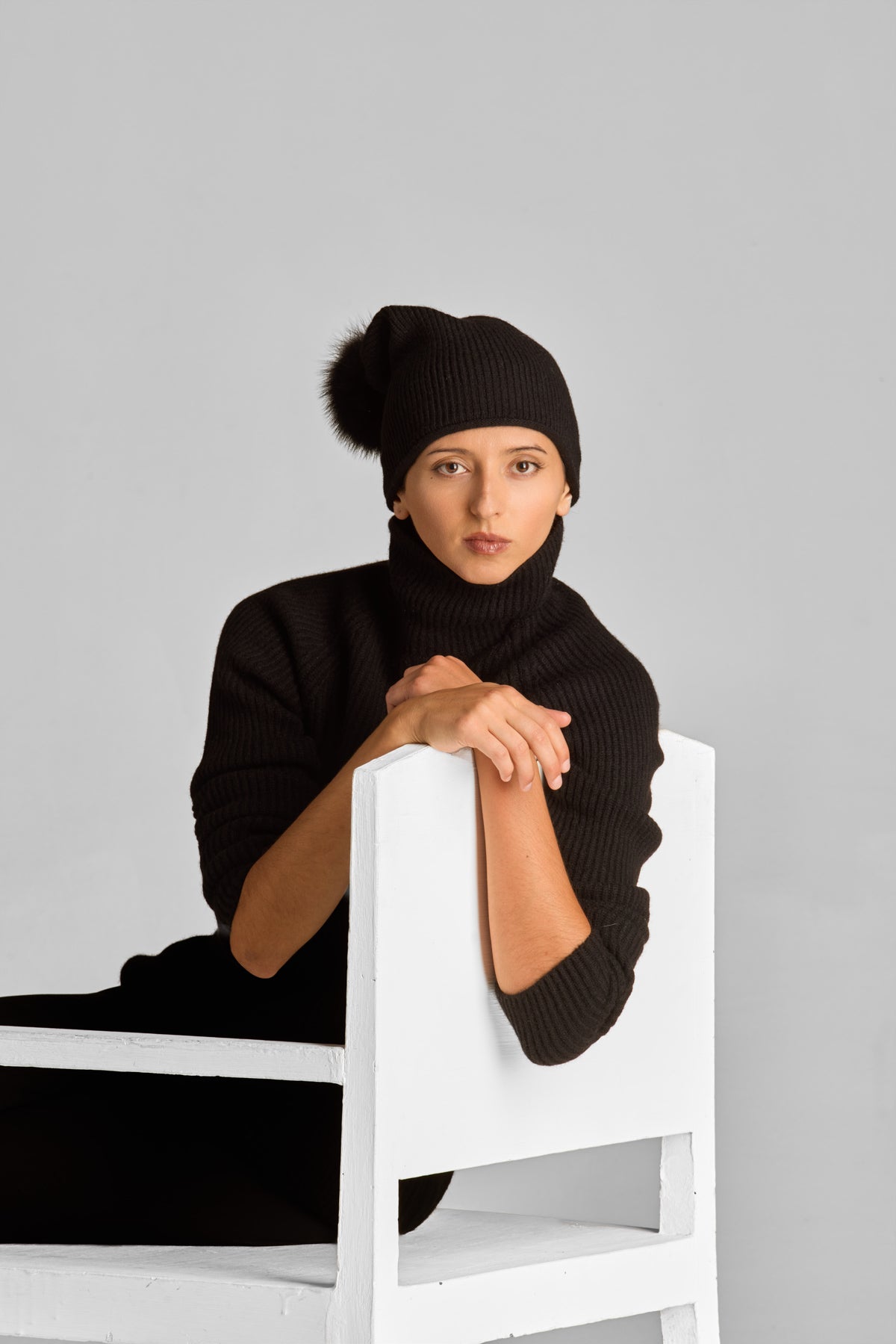 Bolzano Cashmere Hat with pom pom