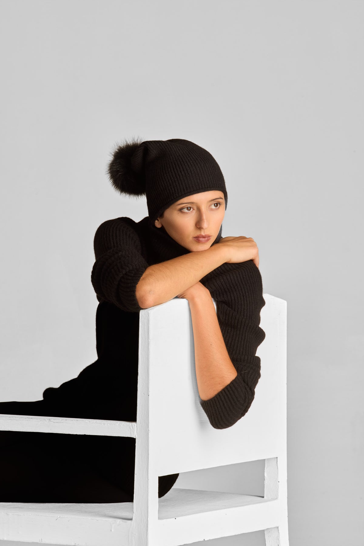 Bolzano Cashmere Cap with pom pom